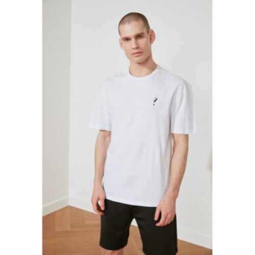 Men’s Oversize White T-shirt